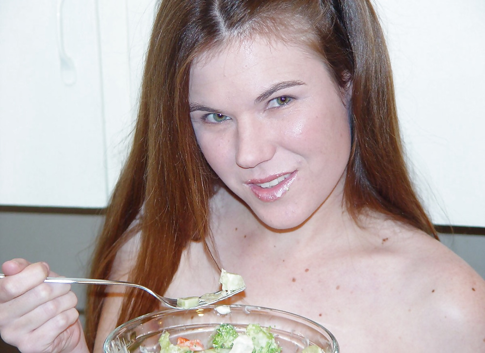 Slim pornstar Melissa testing her salad ingredients #38043162