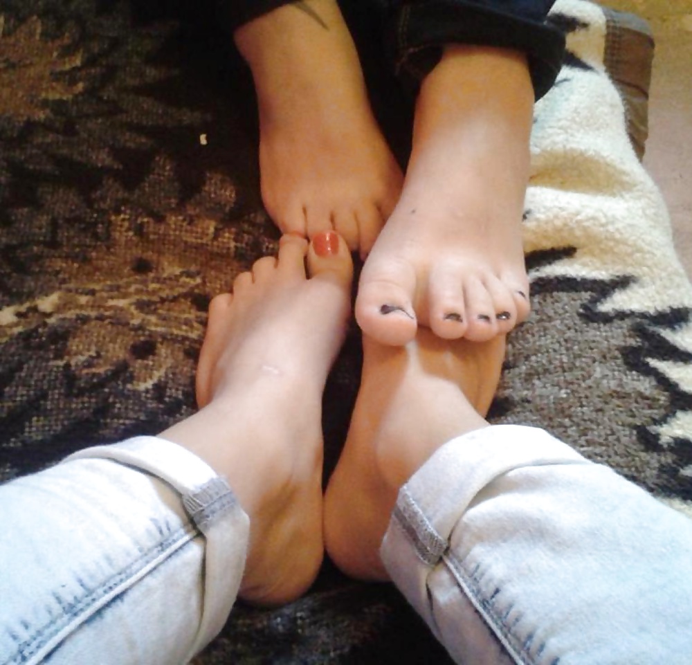 Vicky's sexy feet