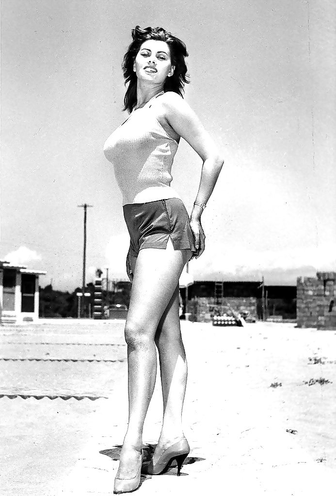 Sophia Loren #24123891
