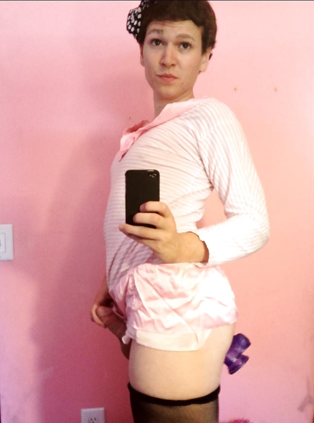 Nuttig Weichei Girlyboy #30181325
