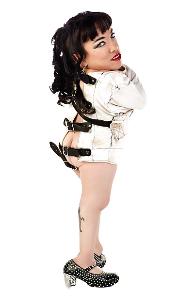 Midget Action 53 #38796633