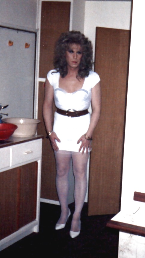 Cuando era una puta de fin de semana a principios de los 90
 #40559715