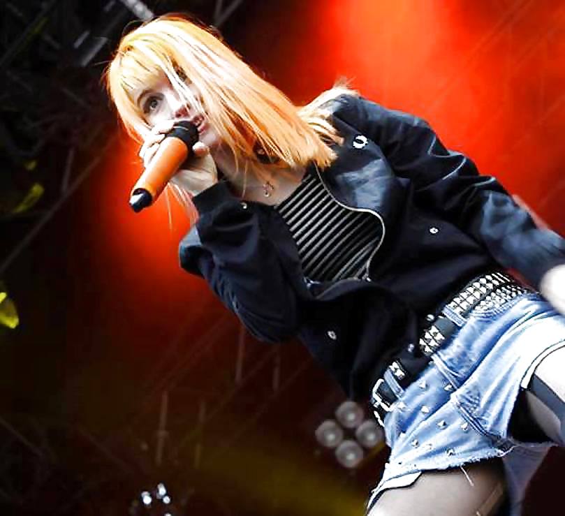 Hayley williams wank banca
 #23585739