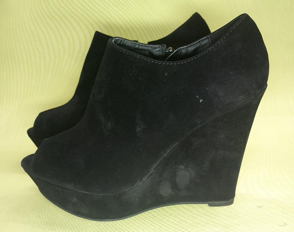 私の靴のコレクションを更新しました。
 #39085825