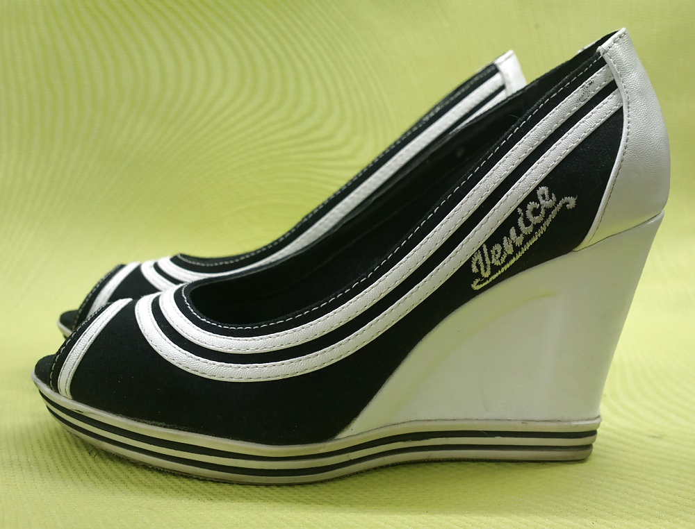 私の靴のコレクションを更新しました。
 #39085866