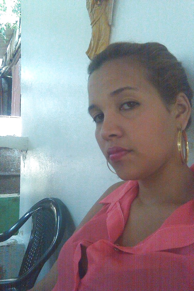 Una ragazza dominicana chiamata Evelin G.
 #24355538