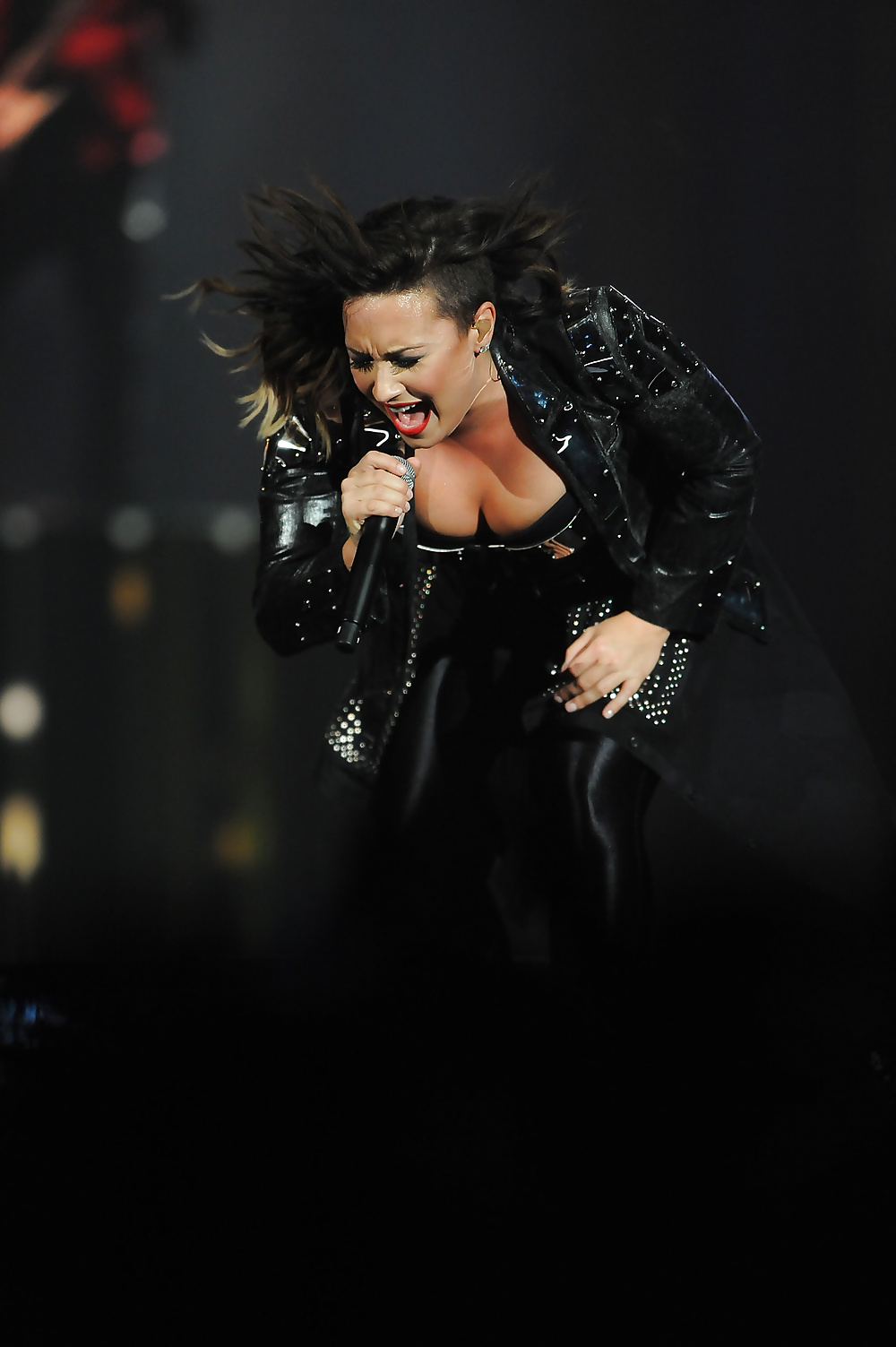 Demi Lovato Die Live Hq (ccm) #30731013