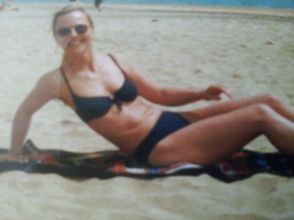 Rubia ex en la playa
 #39521672
