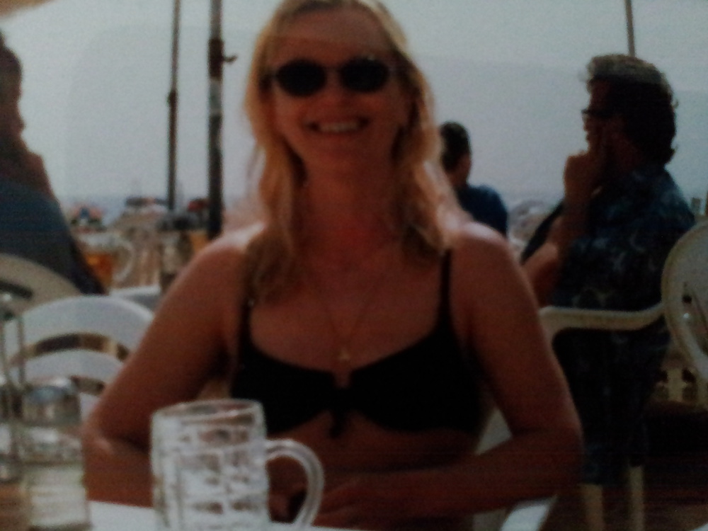 Rubia ex en la playa
 #39521732