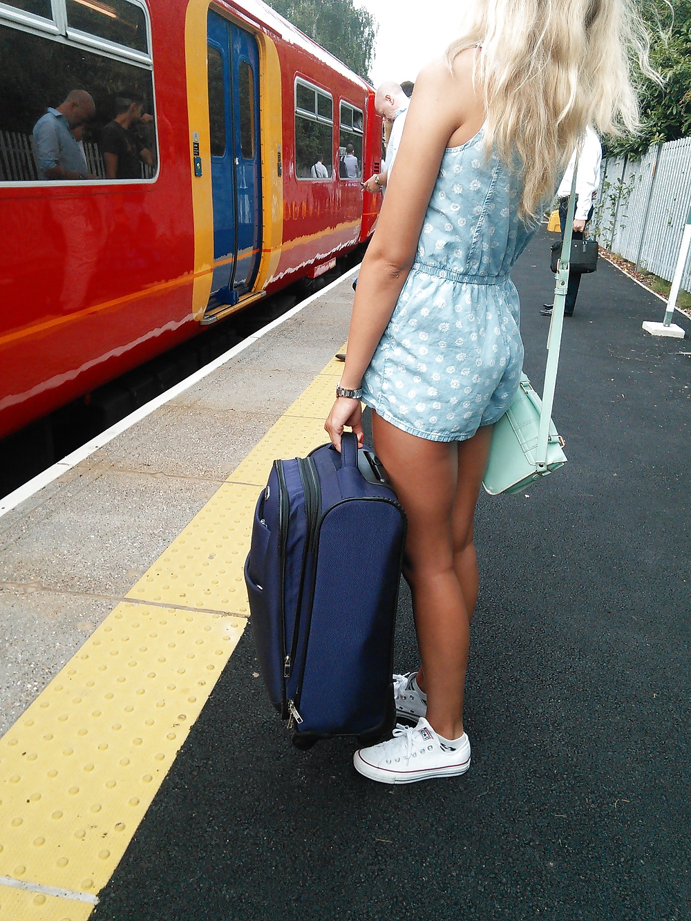 Londonperv's candids 2014 - at the station vol.1
 #28358255