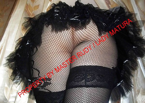 Lady matura
 #36438085