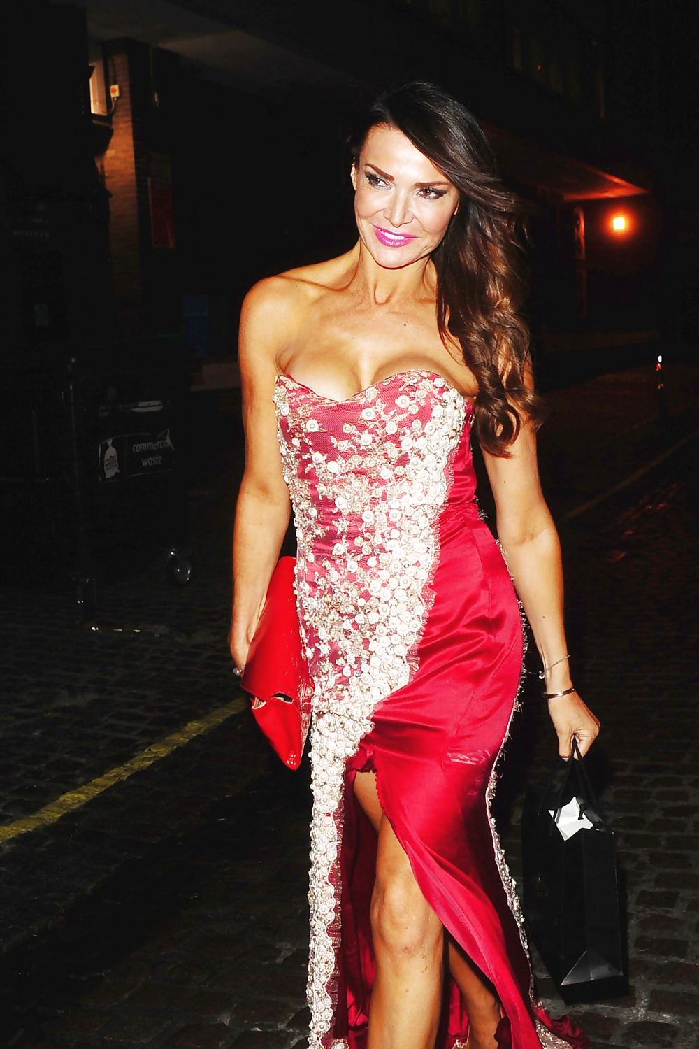 Lizzie Cundy #31791851