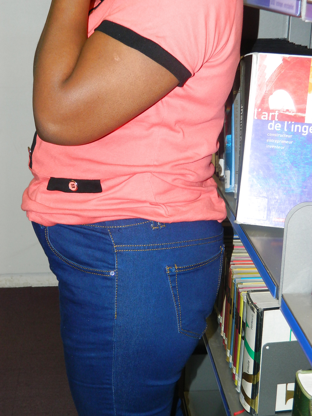 En la biblioteca
 #36016969