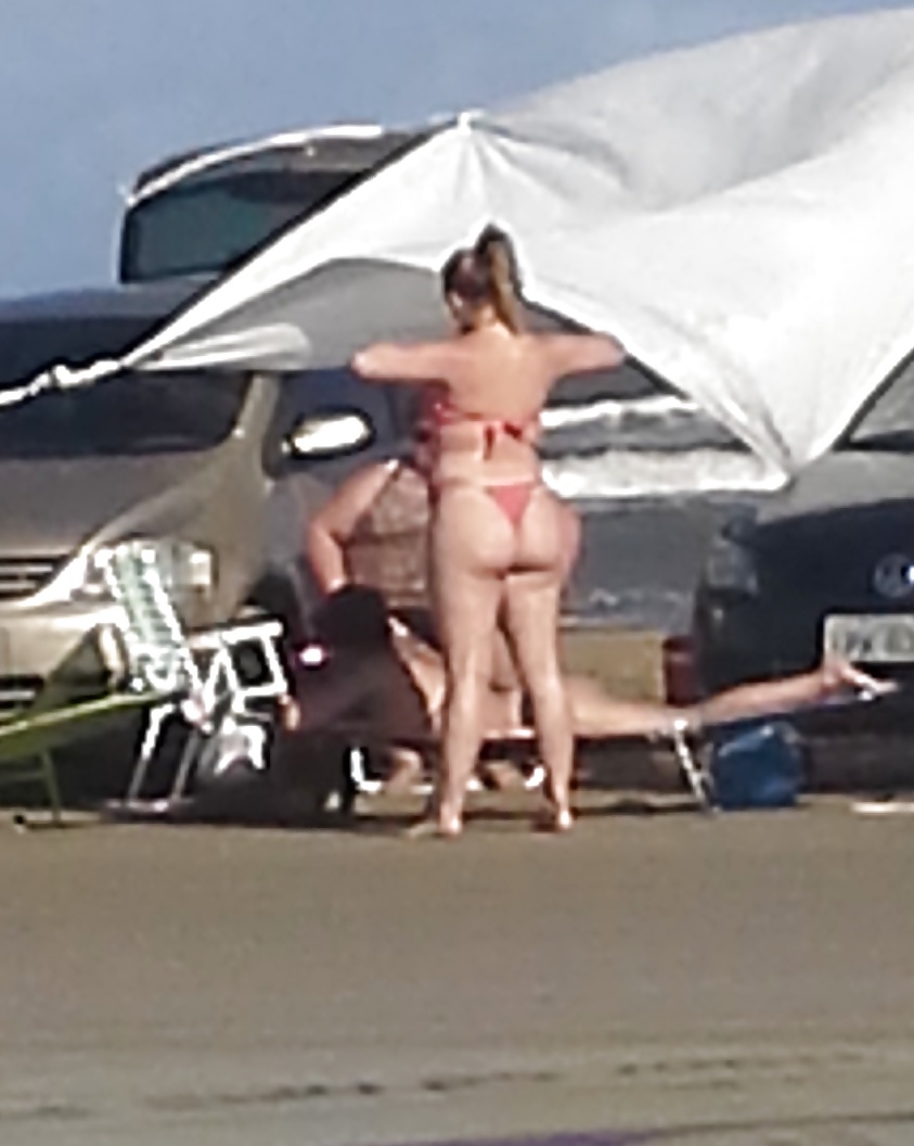 Blonde Big Ass Am Strand - Br #32715860
