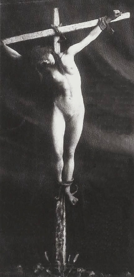 磔にされたフェミニン 
 #31722046