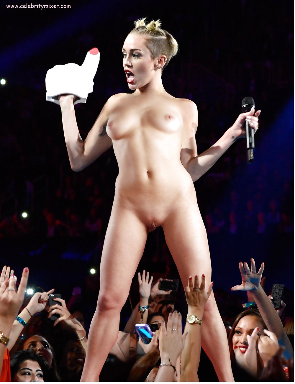 Miley cyrus nudi (falsi)
 #29673030