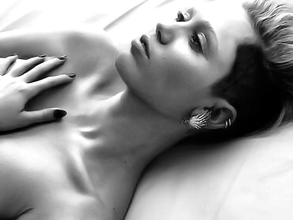 Miley cyrus nudi (falsi)
 #29673035