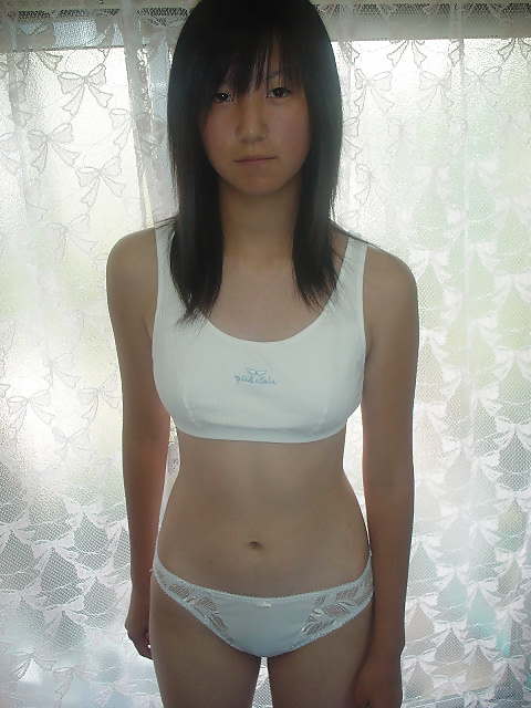 Young Asian teen 1st time #30397227