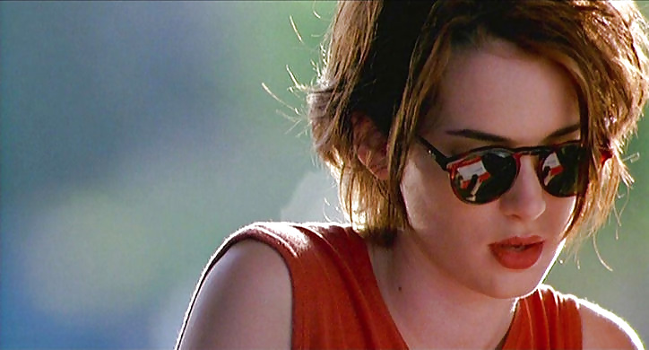 Winona Ryder mega collezione
 #32344239