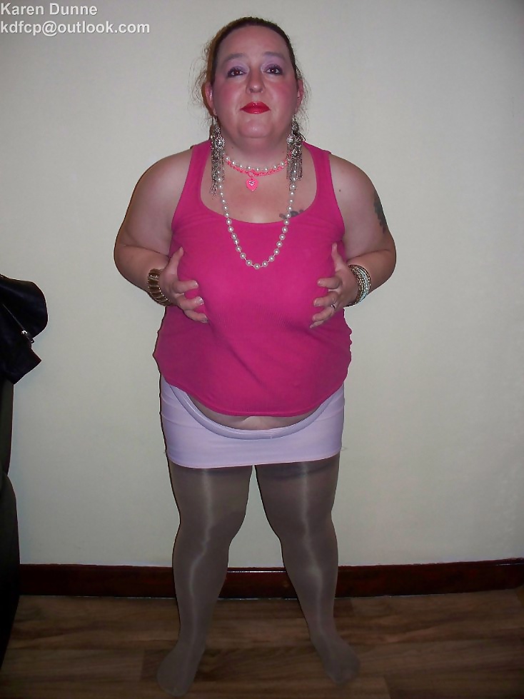 Fat Slut Karen Dunne Plays With Her Dildo #31726624