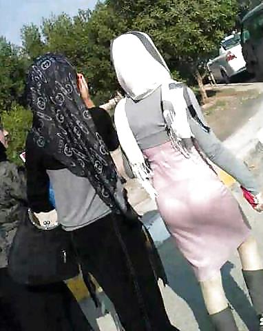 Girls Caught in Streets by Voyeur TROC #22954348