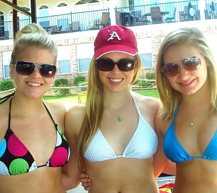 Amateur bikini teen girls (facebook non-nude) #23484030