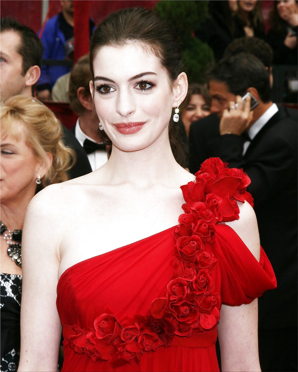 Anne Hathaway #25050817