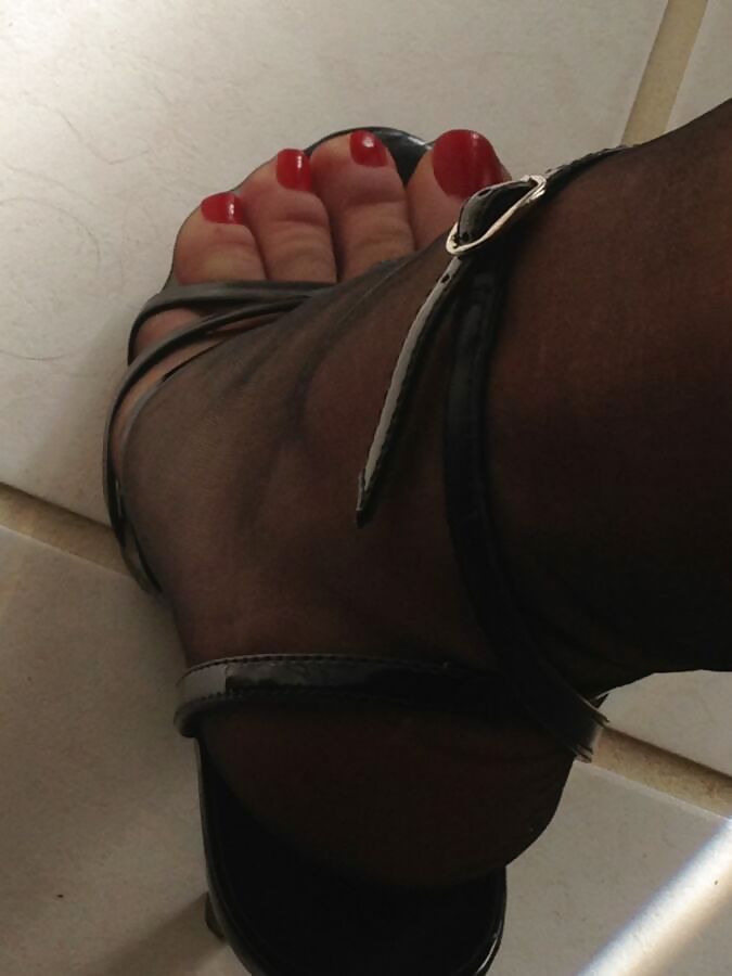 Granny nylon feet red nails #25790471
