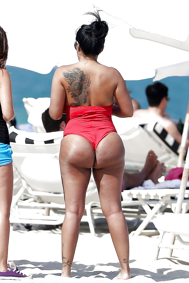 Kiara Mia In A Red Bikini in South Beach  #36056442