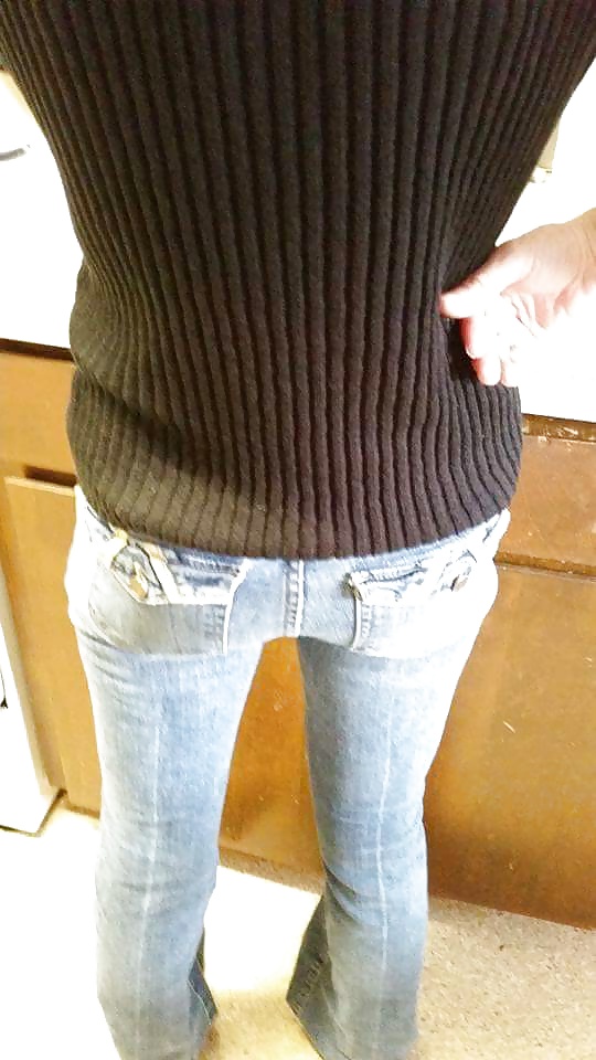 Meine Frau Geilen Arsch In Engen Deinen Schwanz Hart Jeans Bekommen. #40124411