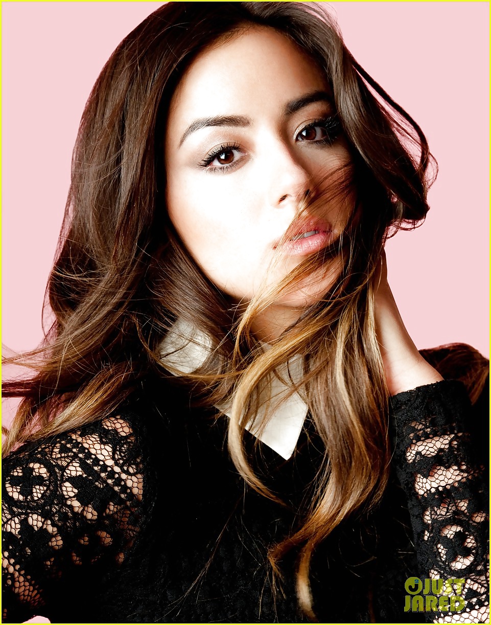 Chloe bennet
 #35126191