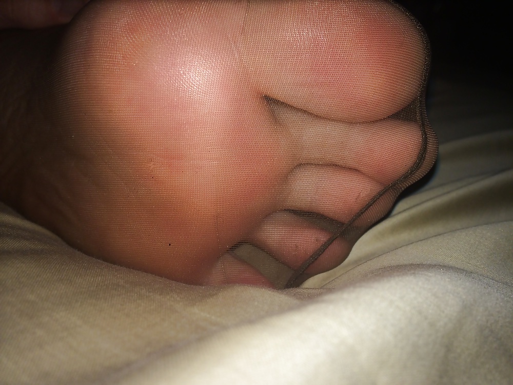 Monday Night - Wifes Nylon Feet #31568120
