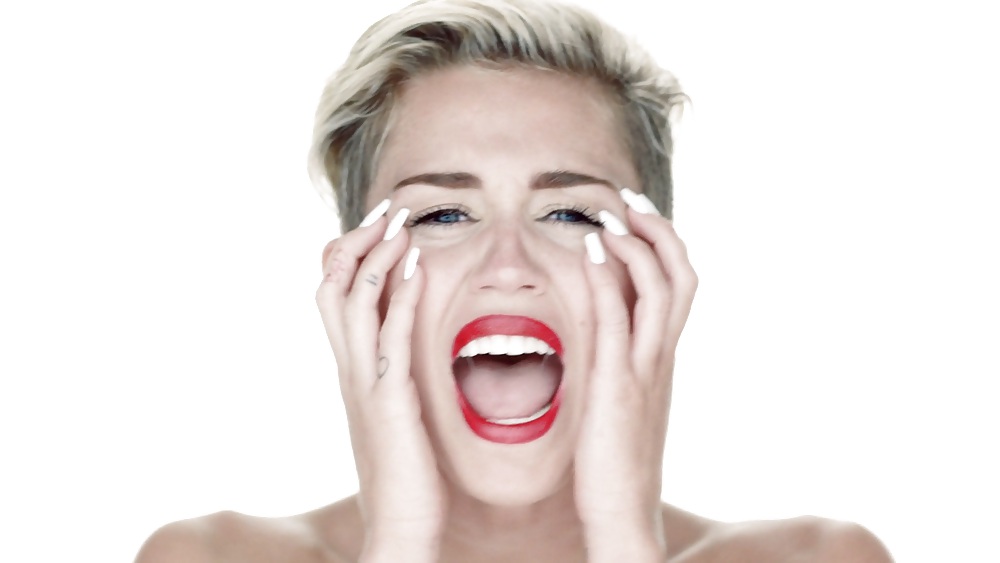 Miley cyrus desnuda
 #35750200