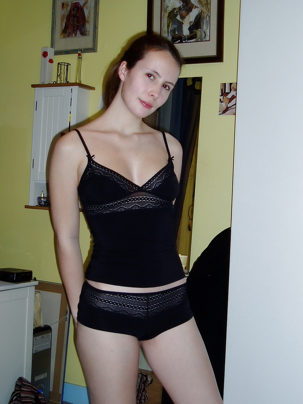 Adelaide belle brune la vingtaine #39544870