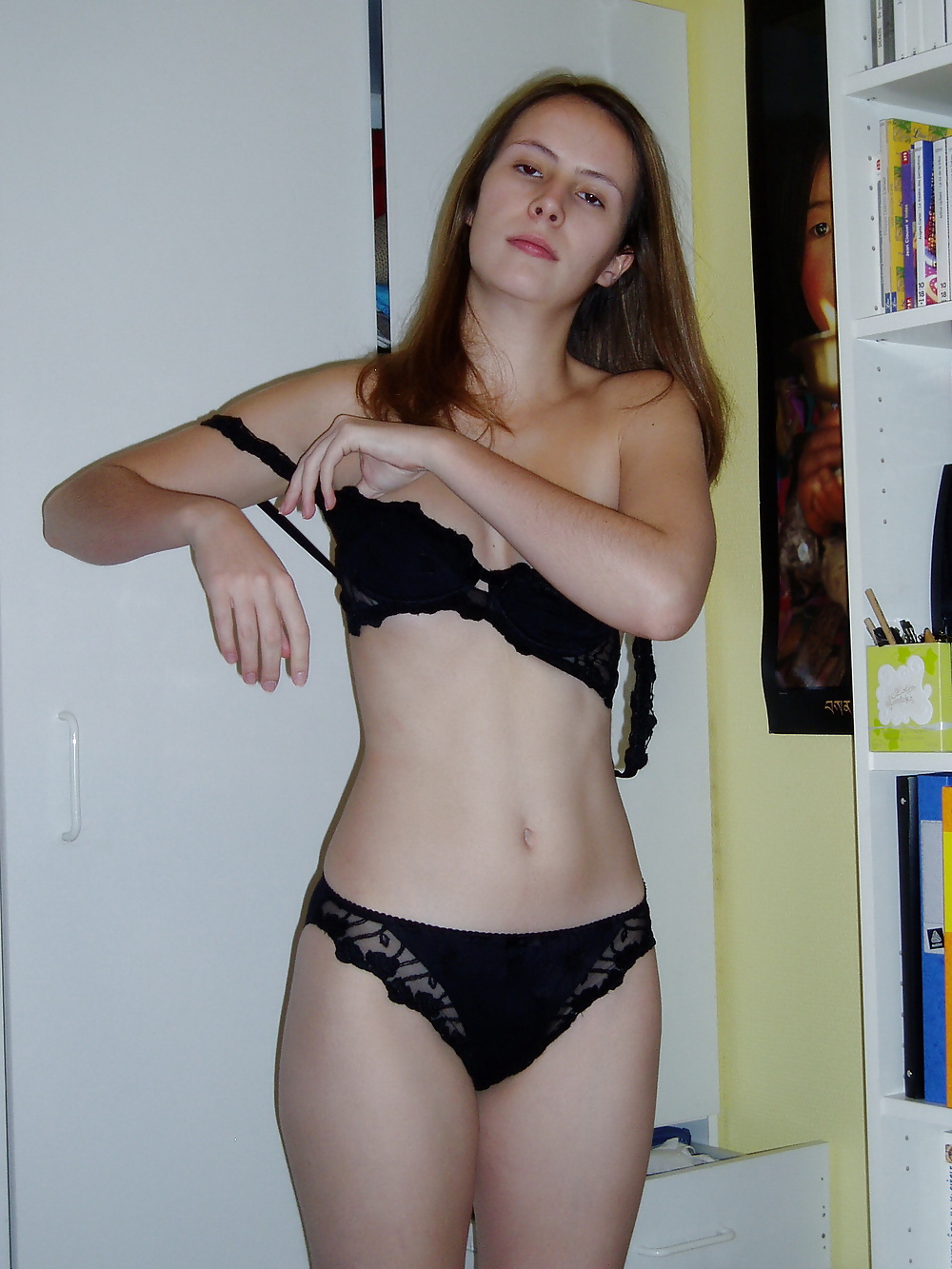 アデレード・ベル・ブルーン・ラ・ヴィンターヌ（Adelaide belle brune la vingtaine
 #39545085
