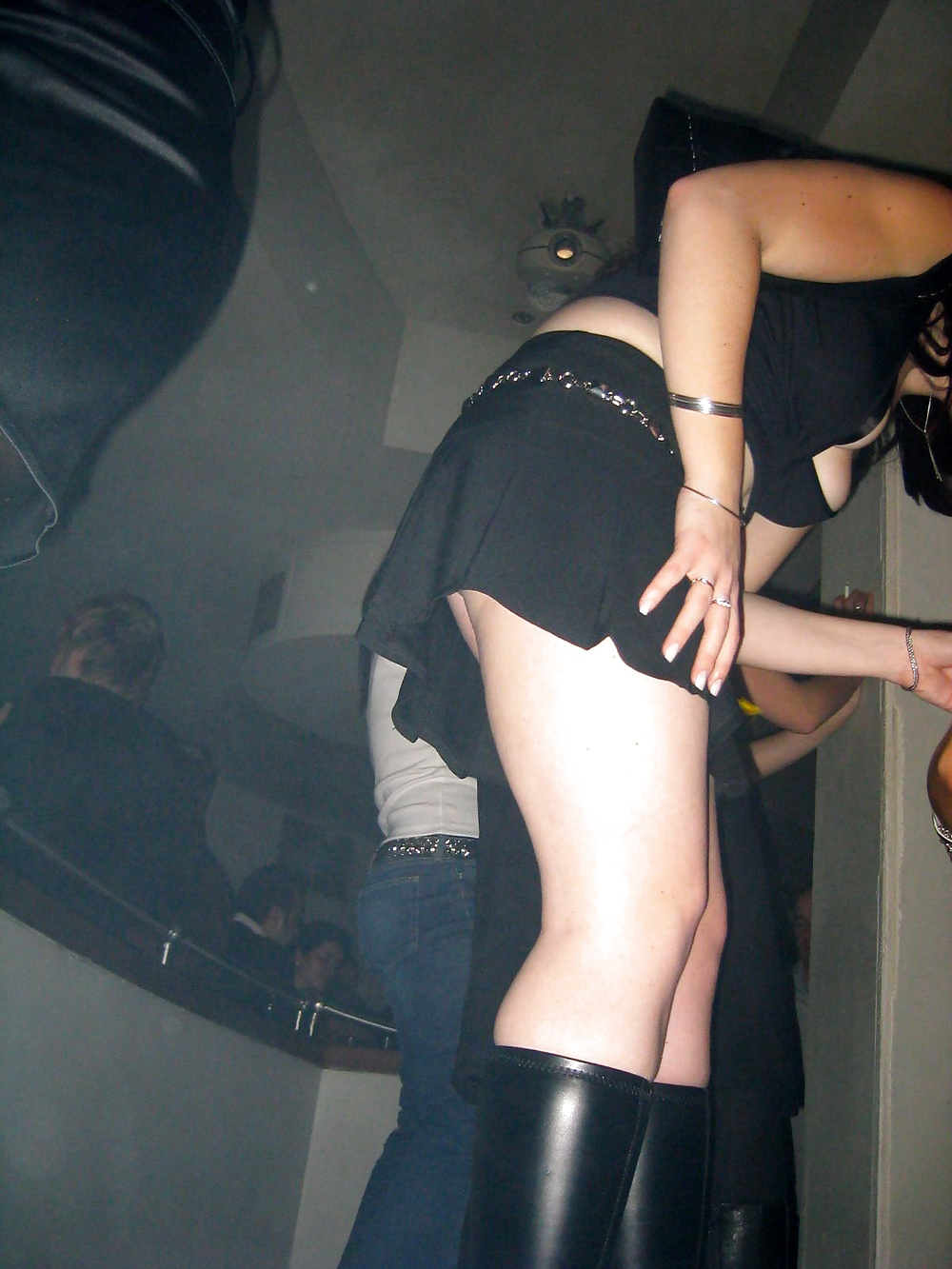 Nightclub Sluts Upskirted #30020989