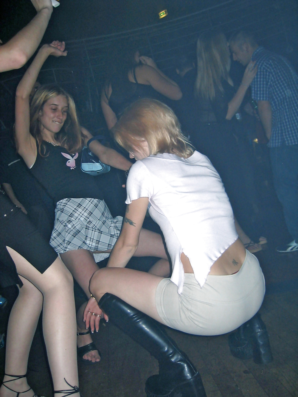 Nightclub Sluts Upskirted #30021091