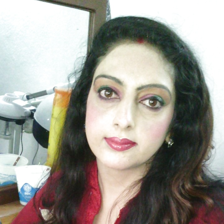 スニータ - セクシーな妻
 #40562552