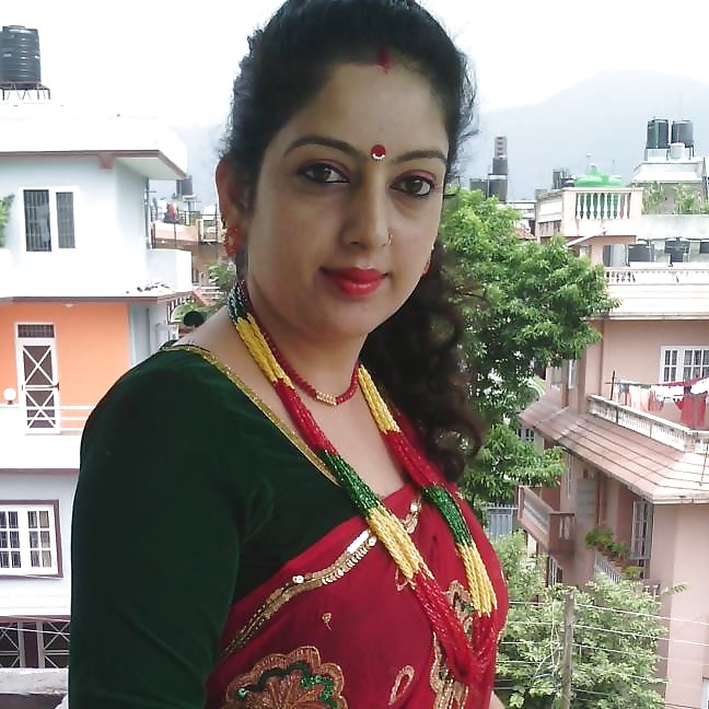 スニータ - セクシーな妻
 #40562560