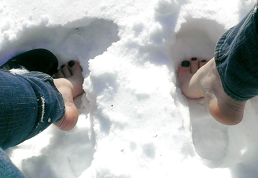 Snow Feet :3 #25692123