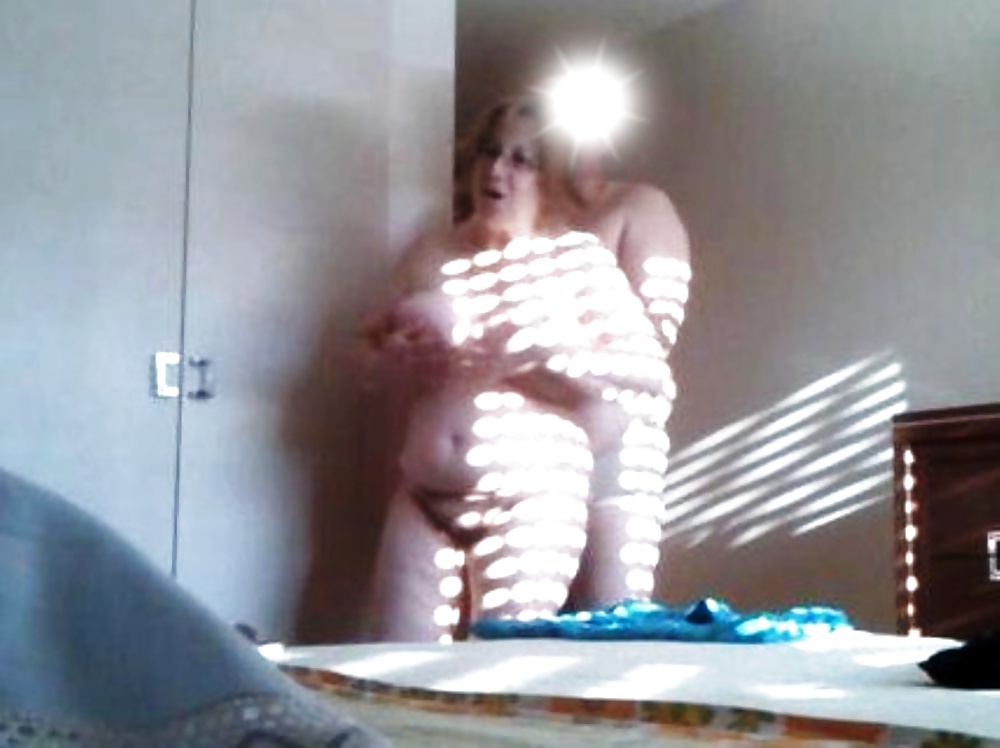 チョコナ
 #33351880