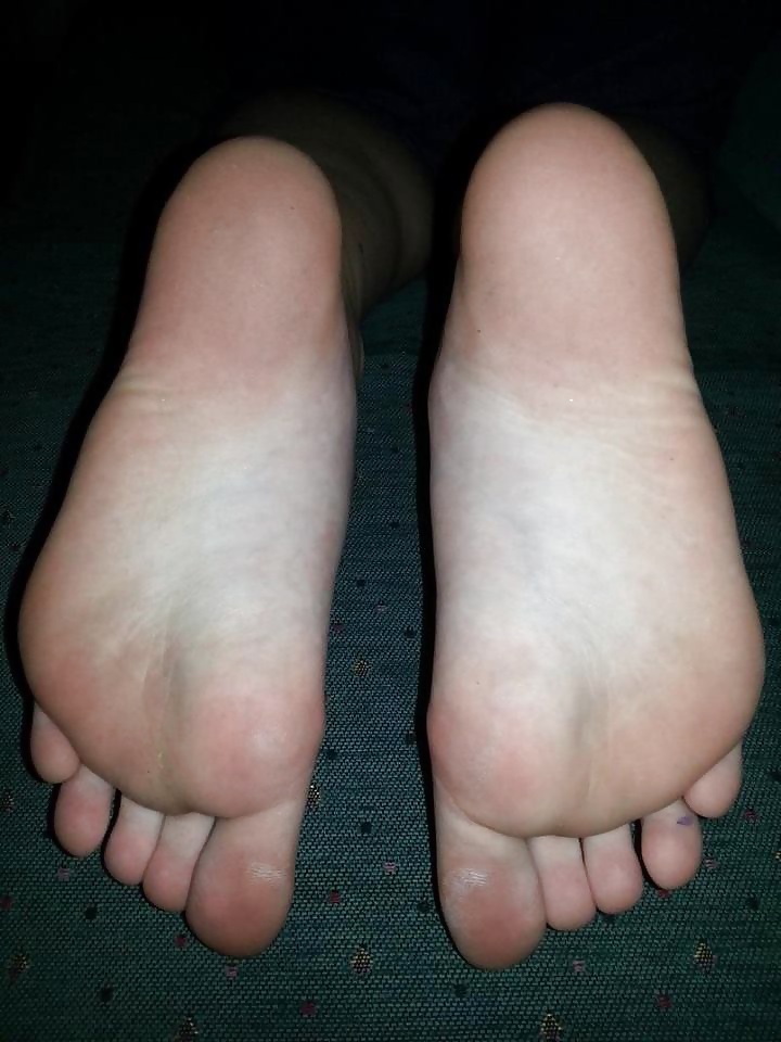 Tamara's feet #27619876