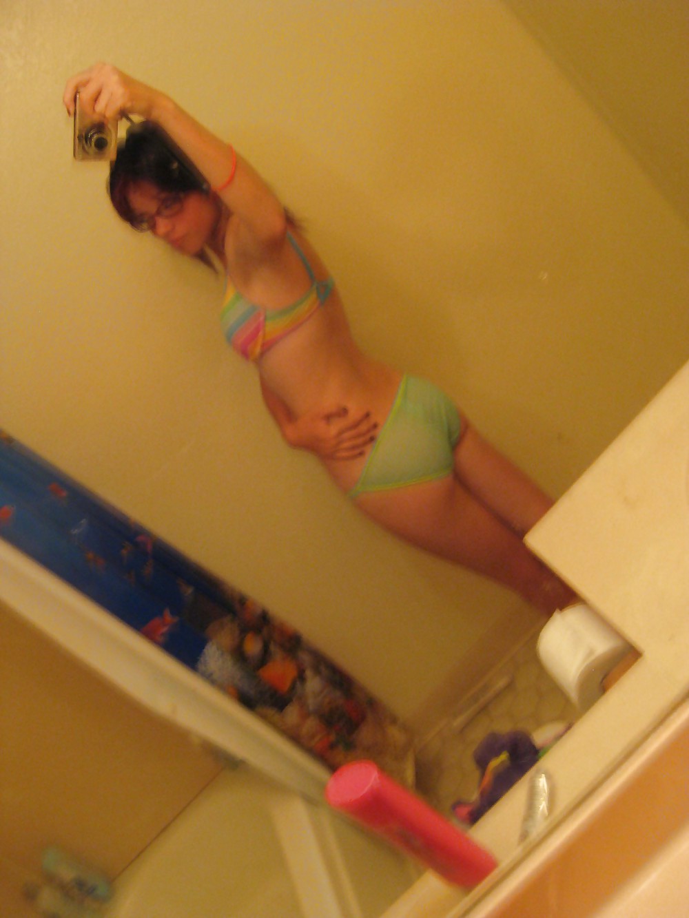 Teen se prend en photo
 #36495153