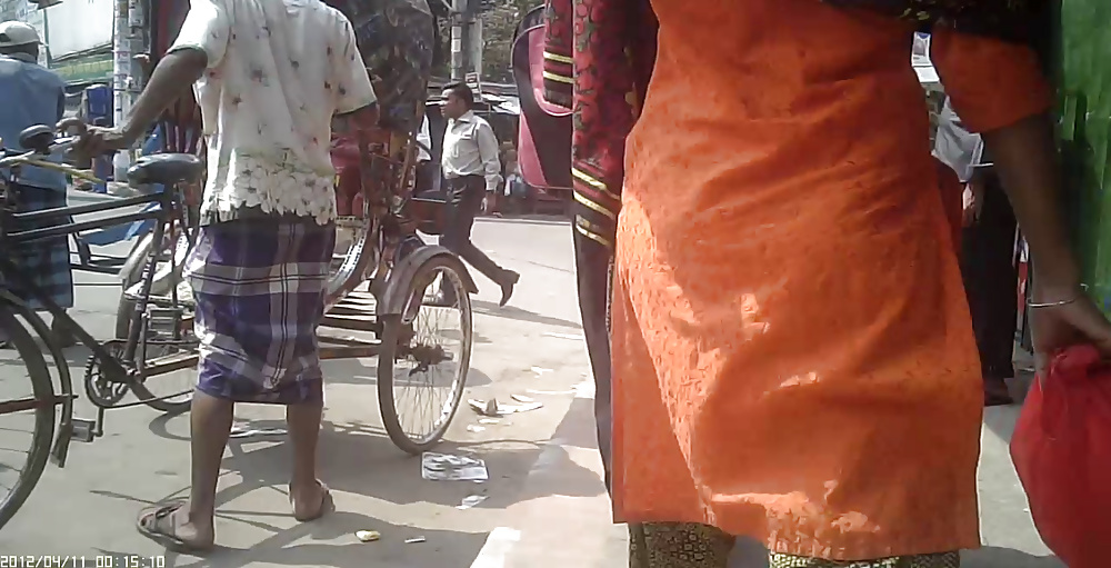 Bangladeshi Street Booty #25497789