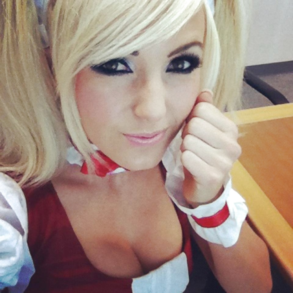 Cosplayer: Jessica Nigri #27202054