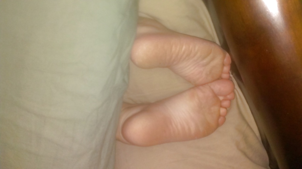 Wifey wife fisting ass play hairy pussy feet #39239155