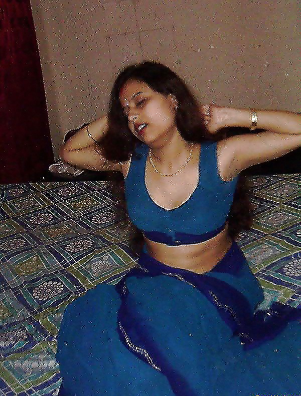 Desi Hot-Wives.. #29377550