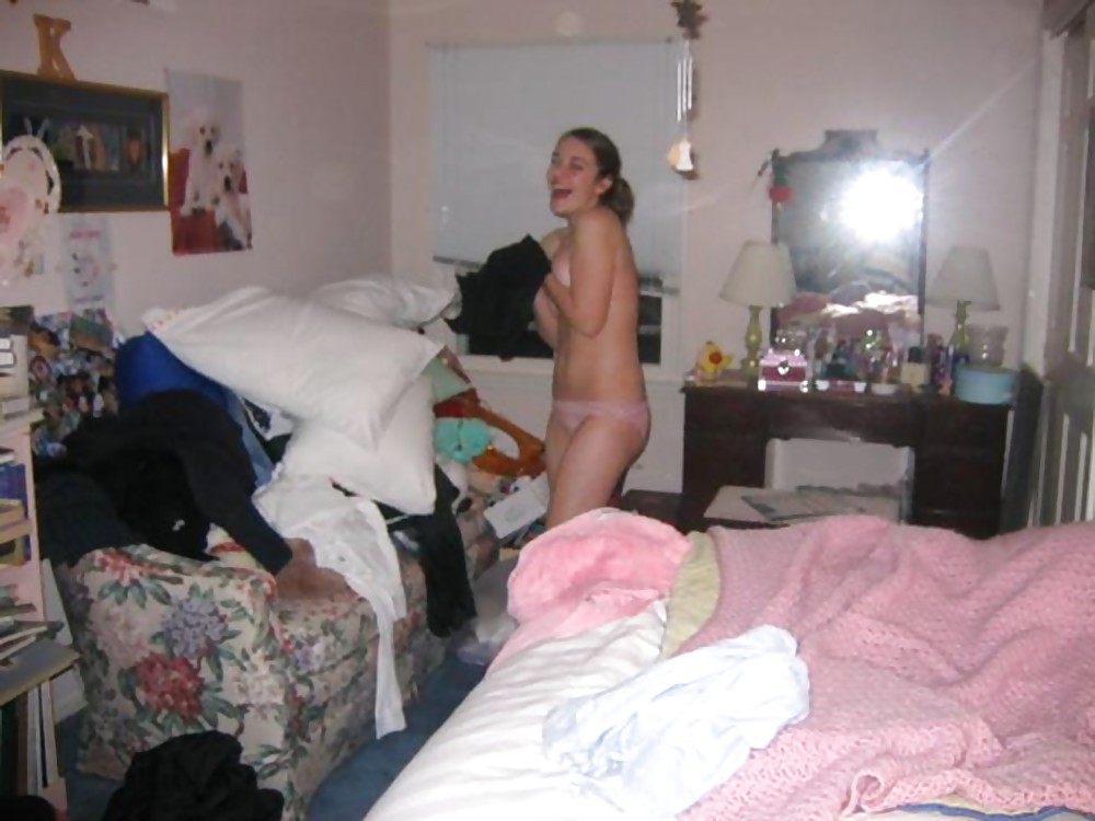 Embarrassed Nude Girls 14 #23573861