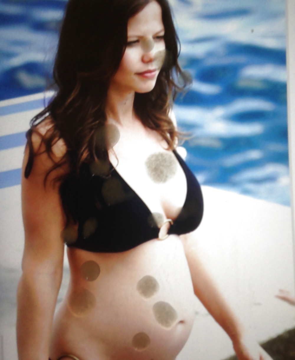 Fotos de famosas con semen
 #30917860