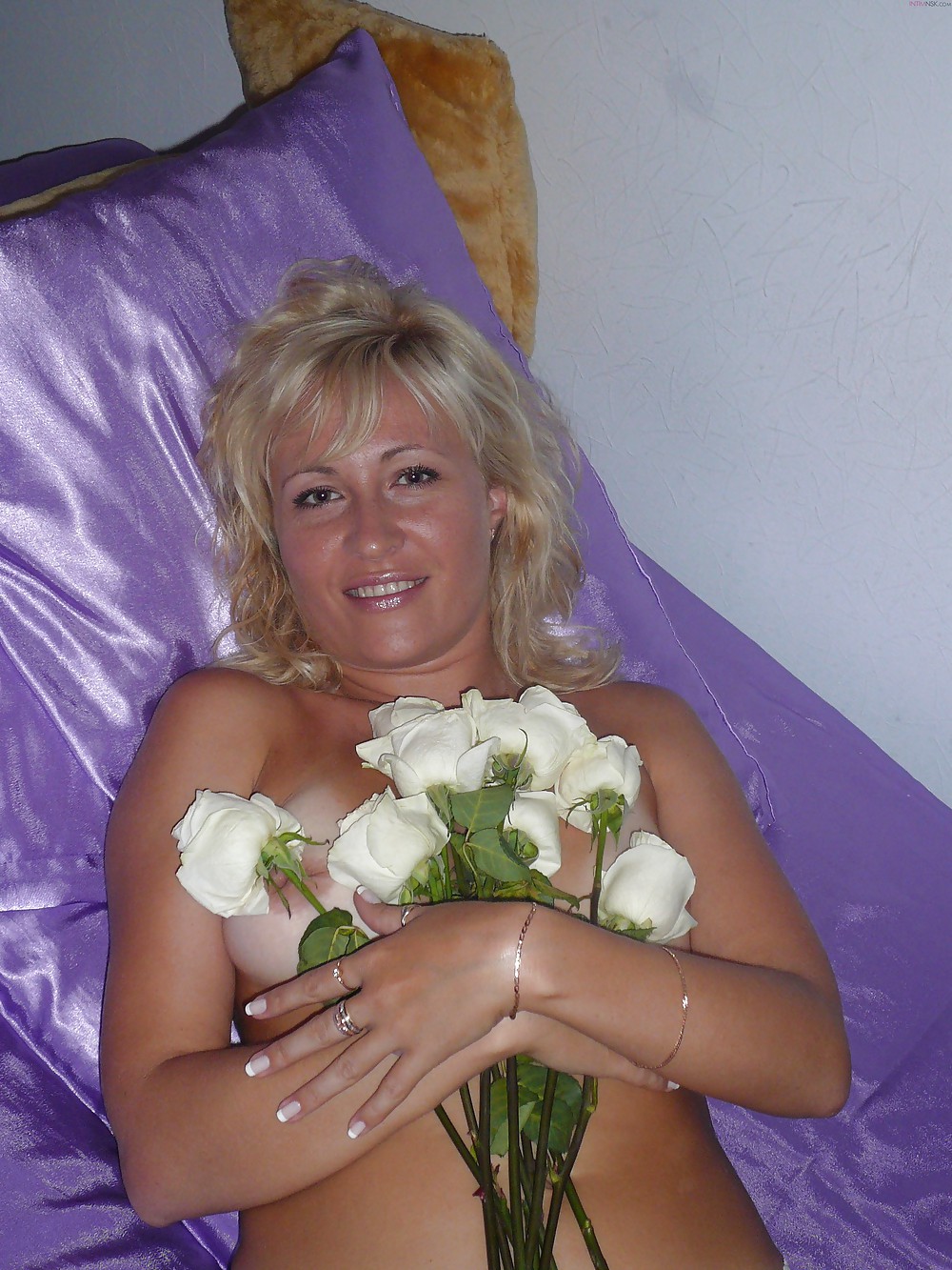 ブロンドガール1
 #25119220